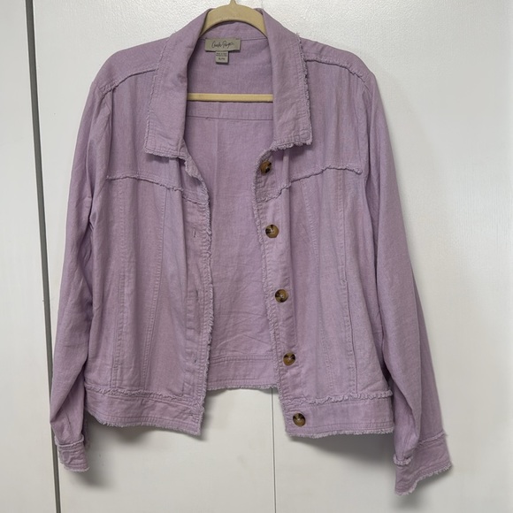 Light weight purple frayed jacket and matching overlay sweater - Picture 5 of 7